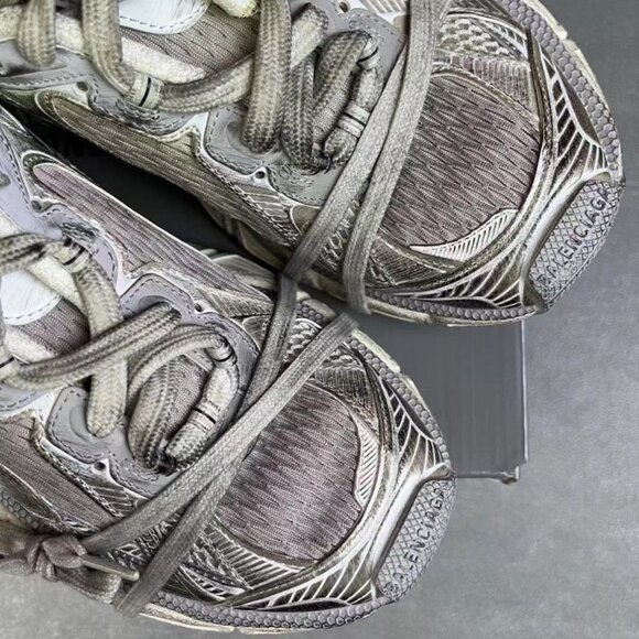 Balenciaga 3XL Distressed Mesh Sneakers - Picture 7 of 9
